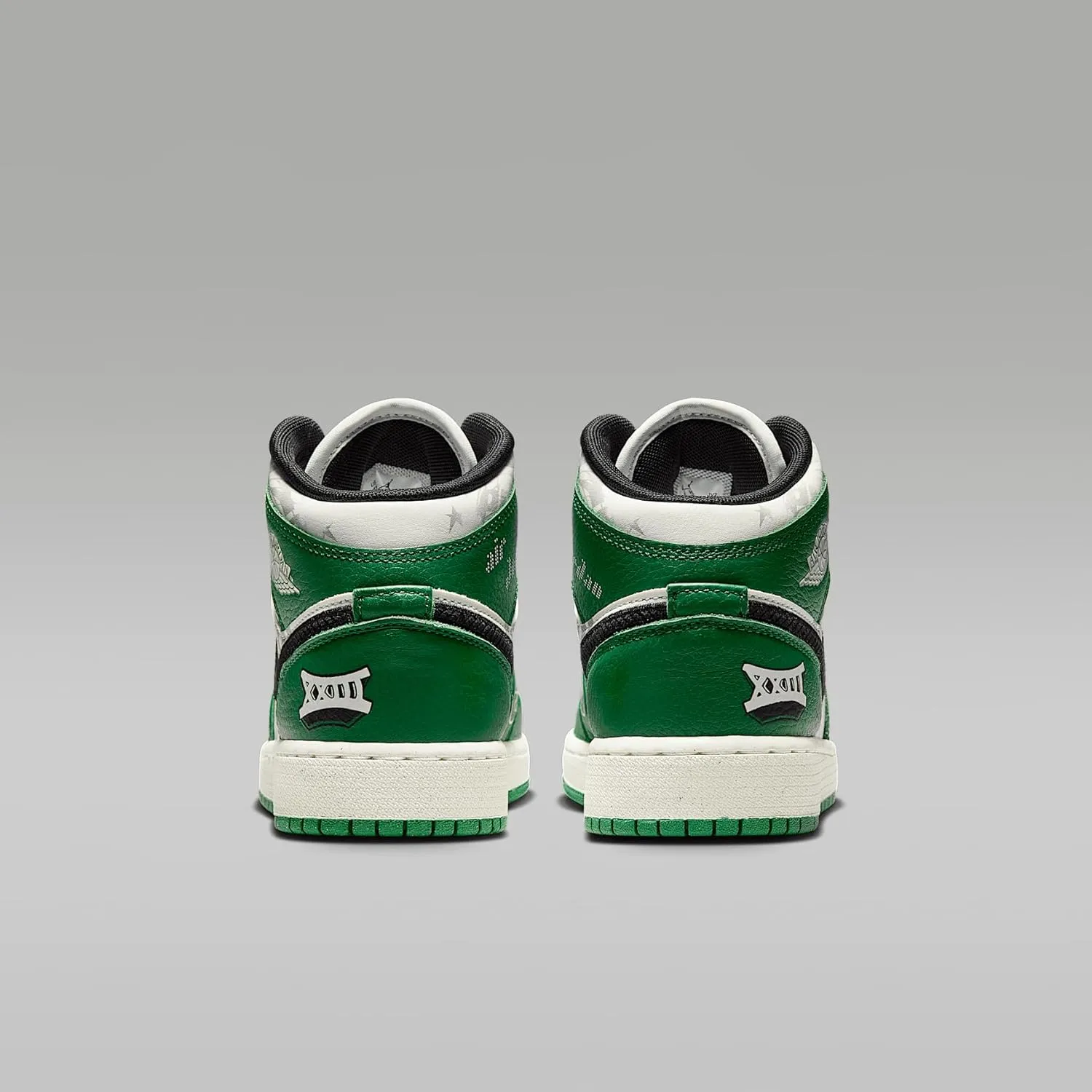 Air Jordan 1 Mid SE Big Kids' Shoes (HF3200-300, Pine Green/Black/Team Orange/Sail)